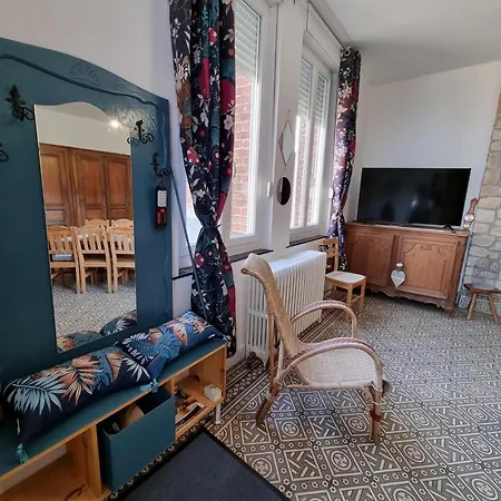 De Charme Isole, Ferme Authentique, 4 Chb, Jardin, Randonnees, Val Joly A Proximite - Fr-1-510-204 Sains-du-Nord